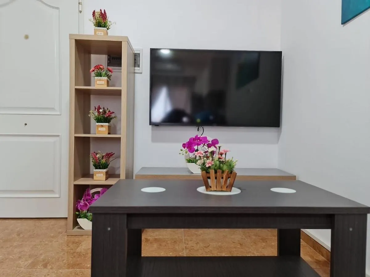 Franmay Apartments: Modern Beach Retreats for Nomads & Families Santa Maria