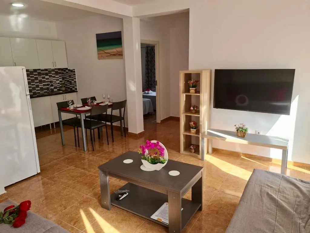 Franmay Apartments - 7 Modern Apartments Near The Beach & City, Perfect For Nomads, Travellers, Families, Watersports! Santa Maria Πράσινο Ακρωτήριο