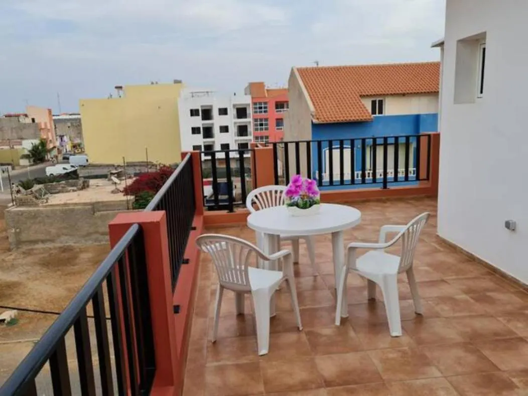 Franmay Apartments - 7 Modern Apartments Near The Beach & City, Perfect For Nomads, Travellers, Families, Watersports! Santa Maria 0*,  Πράσινο Ακρωτήριο