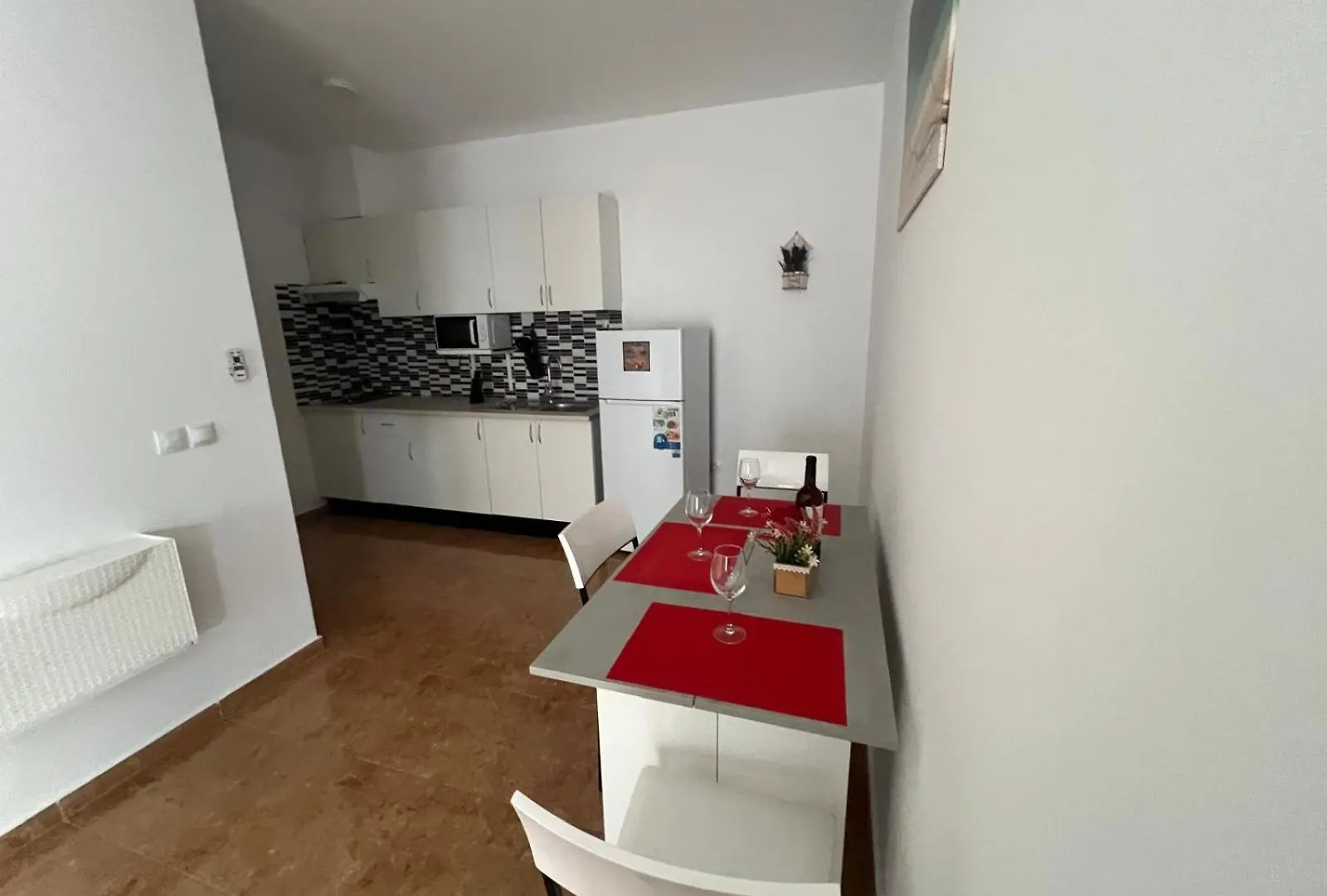 Franmay Apartments - 7 Modern Apartments Near The Beach & City, Perfect For Nomads, Travellers, Families, Watersports! Santa Maria